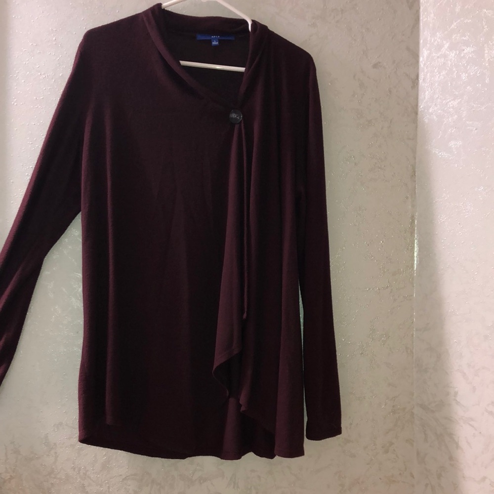 maroon long sleeve button up cardigan